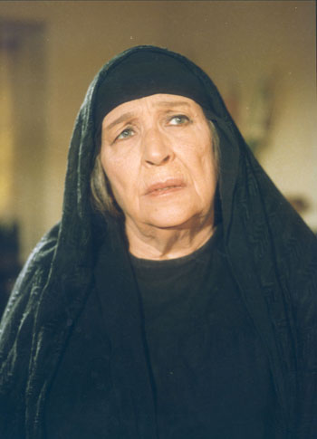 فى ذكرى رحيل راهبة السينما.. أبرز 40 صورة فى تاريخ أمينة رزق- انفراد
