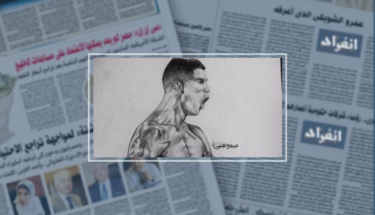 بالصور قارئ يبدع فى رسم لوحاته بـالعسل والشاى والفحم انفراد